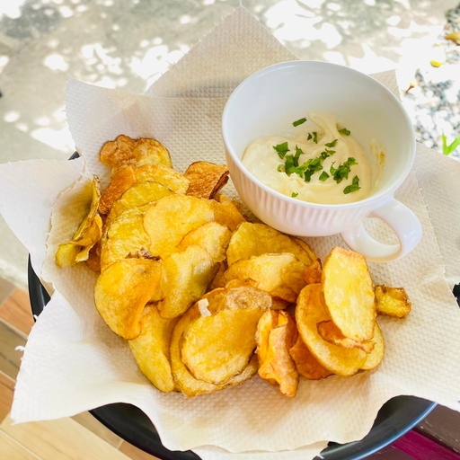 Potato Chips with Dips